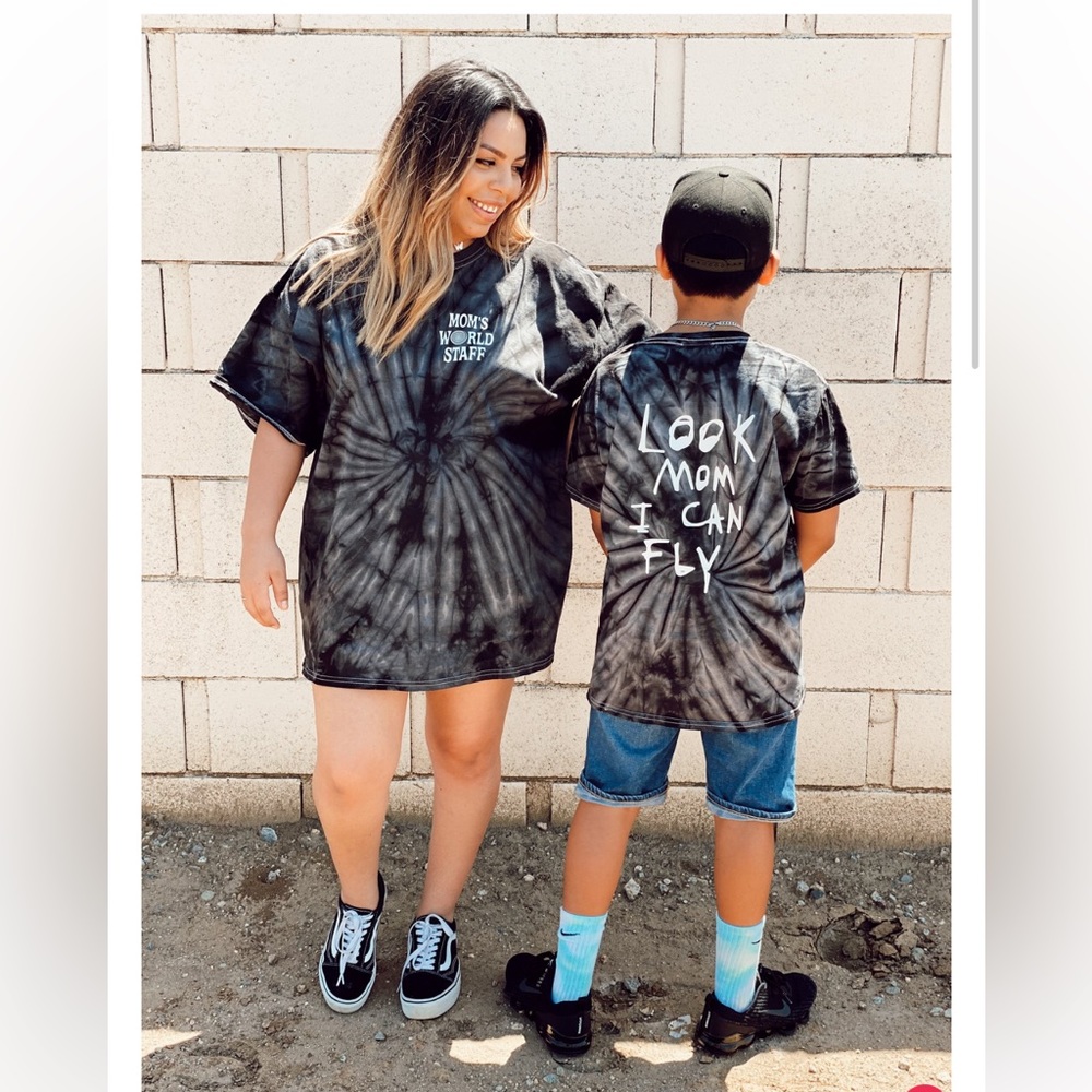 Bad Moms Club Graphic Tee - Picture 3 of 7